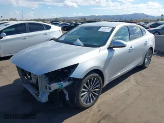 2017 Kia Cadenza Premium with VIN KNALB4J18H5049092, listed as a IAAI auction lot 41247799 with 66,502 mi miles. Bid and sale history available at carsss.com. Image 2.