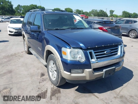 2008 Ford Explorer Eddie Bauer with VIN 1FMEU64E68UA33359, listed as a IAAI auction lot 41981250 with 174,708 mi miles. Bid and sale history available at carsss.com. Image 1.
