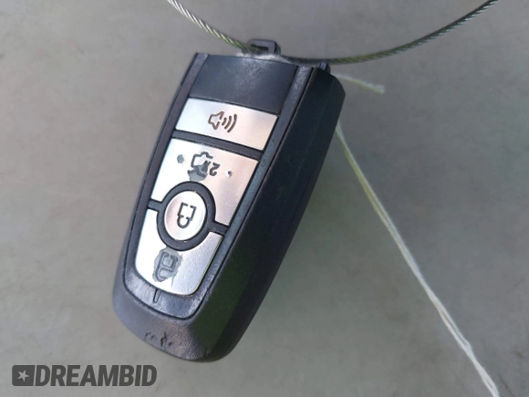 2020 Ford Fusion SE с VIN 3FA6P0HD6LR226325, выставлен на аукционе IAAI как лот 42301302 с пробегом 98 189 миль миль и . История ставок и продаж доступна на DreamBid. Изображение 11.