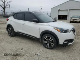 2018 Nissan Kicks SR z VIN 3N1CP5CUXJL530732, wystawiony jako Copart lot #44153325 z przebiegiem 88 456 mil mil oraz Szkoda całkowita • Salvage title. Historia ofert i sprzedaży dostępna na DreamBid. Obrazek 4.