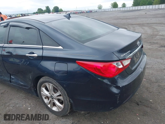 2013 Hyundai Sonata Limited with VIN 5NPEC4AC0DH559912, listed as a IAAI auction lot 42218654 with 156,802 mi miles and . Bid and sale history available at carsss.com. Image 14.