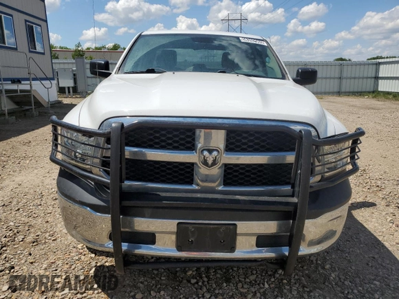 2018 Ram 1500 Tradesman z VIN 1C6RR7FT4JS279389, wystawiony jako Copart lot #58392565 z przebiegiem 51 530 mil mil oraz Czysty tytuł • Clean title. Historia ofert i sprzedaży dostępna na DreamBid. Obrazek 5.