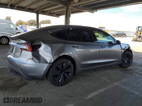 2025 Tesla Model 3 Long Range z VIN 5YJ3E1EA5SF920183, wystawiony jako Copart lot #51593705 z przebiegiem 2 224 mil mil oraz Szkoda całkowita • Salvage title. Historia ofert i sprzedaży dostępna na DreamBid. Obrazek 3.