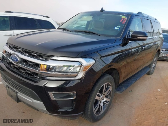 2024 Ford Expedition Max Limited with VIN 1FMJK1K8XREA31629, listed as a IAAI auction lot 41789138 with 42,602 mi miles. Bid and sale history available at carsss.com. Image 2.