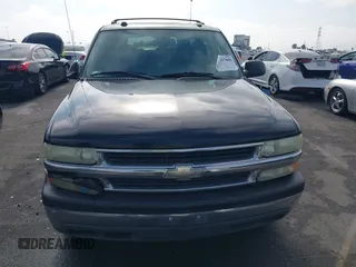 2004 Chevrolet Suburban LT with VIN 3GNEC16T74G283784, listed as a IAAI auction lot 42397880 with 201,870 mi miles and . Bid and sale history available at DreamBid. Image 12.