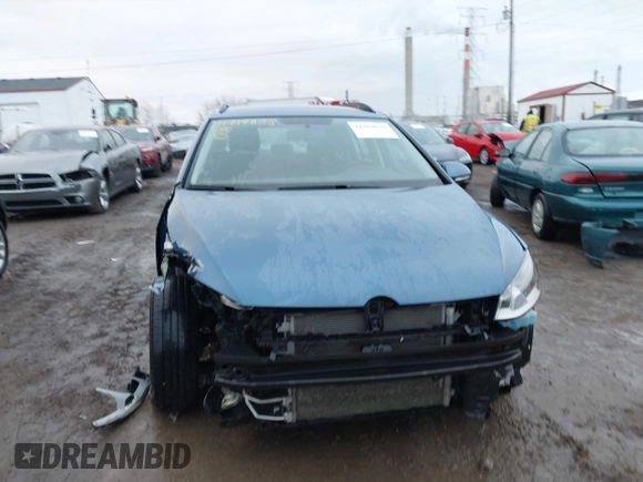 2016 Volkswagen Golf TSI S z VIN 3VWC17AUXGM514723, wystawiony jako IAAI lot #41419838 z przebiegiem 79 745 mil mil oraz . Historia ofert i sprzedaży dostępna na DreamBid. Obrazek 13.