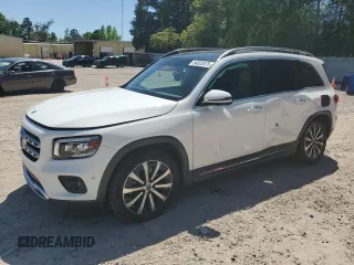 2021 Mercedes-Benz GLB 250 z VIN W1N4M4GB8MW111704, wystawiony jako Copart lot #54822675 z przebiegiem 51 045 mil mil oraz Szkoda całkowita • Salvage title. Historia ofert i sprzedaży dostępna na DreamBid. Obrazek 1.