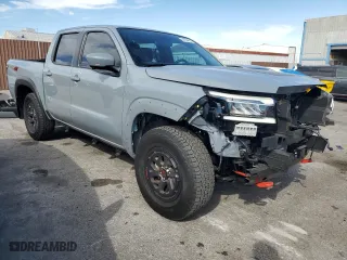 2025 Nissan Frontier PRO-4X with VIN 1N6ED1EK9SN615305, listed as a Copart auction lot 50654625 with 4,083 mi miles and Salvage Title. Bid and sale history available at carsss.com. Image 4.