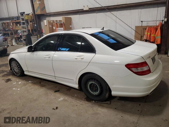 2009 Mercedes-Benz C с VIN WDDGF52X59F349563, выставлен на аукционе Copart как лот 42548535 с пробегом 192 032 миль миль и Списание • Salvage title. История ставок и продаж доступна на DreamBid. Изображение 2.