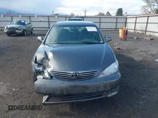 2006 Toyota Camry STD with VIN 4T1BE32K66U718658, listed as a IAAI auction lot 42086473 with 204,314 mi miles. Bid and sale history available at carsss.com. Image 13.