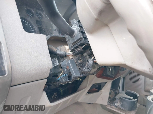 2008 Ford F-250 XL with VIN 1FTSW20508EA98623, listed as a IAAI auction lot 42626043 with 108,989 mi miles and . Bid and sale history available at DreamBid. Image 6.