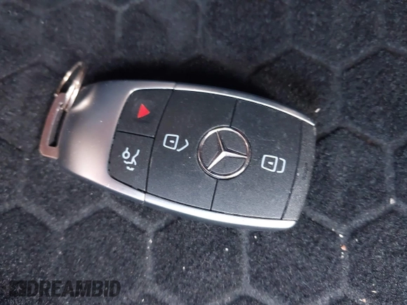2022 Mercedes-Benz GLC 300 with VIN W1N0G8EB1NV344248, listed as a IAAI auction lot 42059529 with 28,500 mi miles and . Bid and sale history available at DreamBid. Image 11.