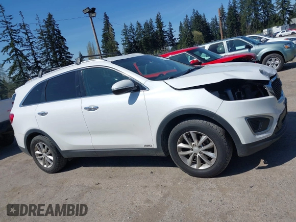 2016 Kia Sorento LX with VIN 5XYPGDA35GG060533, listed as a IAAI auction lot 42033268 with 183,057 mi miles. Bid and sale history available at carsss.com. Image 14.
