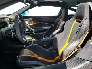 2018 McLaren 720S z VIN SBM14DCA4JW001419, wystawiony jako Copart lot #46887135 z przebiegiem 45 076 mil mil oraz Szkody całkowita. Historia ofert i sprzedaży dostępna na DreamBid. Obrazek 7.