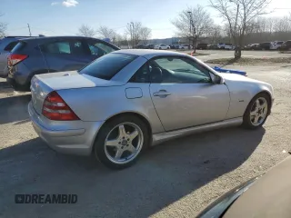 2004 Mercedes-Benz SLK-Class with VIN WDBKK65F04F307947, listed as a Copart auction lot 47361195 with 115,809 mi miles and Salvage Title. Bid and sale history available at carsss.com. Image 3.