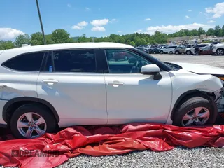 2021 Toyota Highlander L with VIN 5TDCZRAH6MS067507, listed as a IAAI auction lot 38480956 with 23,687 mi miles and . Bid and sale history available at DreamBid. Image 13.