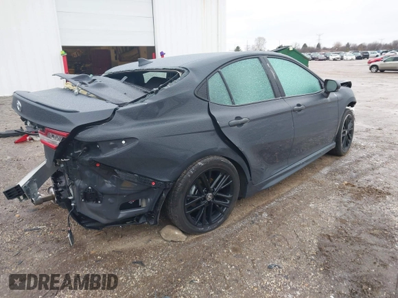 2025 Toyota Camry LE z VIN 4T1DAACK5SU543384, wystawiony jako IAAI lot #41522073 z przebiegiem 27 308 mil mil oraz . Historia ofert i sprzedaży dostępna na DreamBid. Obrazek 4.