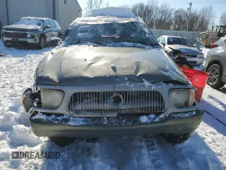 2000 Mercury Mountaineer z VIN 4M2ZU86P4YUJ11793, wystawiony jako Copart lot #42039265 z przebiegiem 231 387 mil mil oraz Czysty tytuł • Clean title. Historia ofert i sprzedaży dostępna na DreamBid. Obrazek 5.