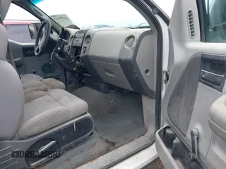 2006 Ford F-150 STX with VIN 1FTRX12W56FA46360, listed as a IAAI auction lot 41908105 with 1 mi miles. Bid and sale history available at carsss.com. Image 5.