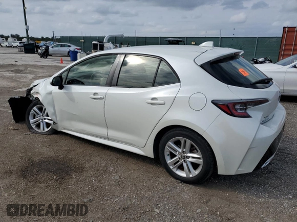 2020 Toyota Corolla Hatchback SE with VIN JTND4RBE2L3088079, listed as a Copart auction lot 75100054 with 27,730 mi miles and Salvage Title. Bid and sale history available at carsss.com. Image 2.