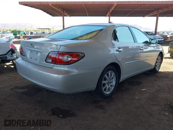 2002 Lexus ES 300 z VIN JTHBF30G220077671, wystawiony jako IAAI lot #42084128 z przebiegiem 143 975 mil mil oraz . Historia ofert i sprzedaży dostępna na DreamBid. Obrazek 4.