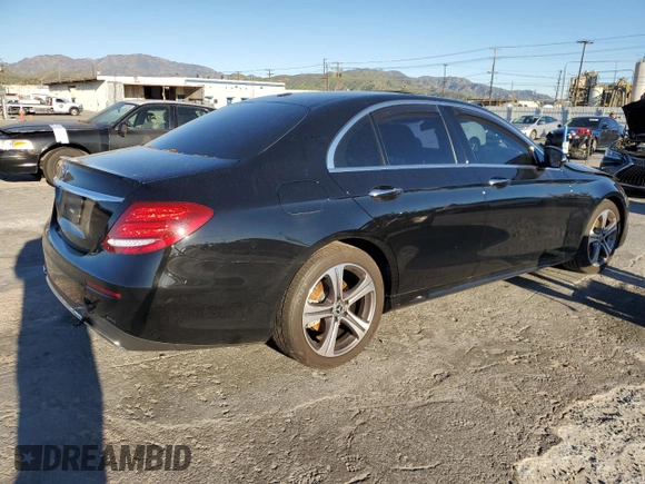 2020 Mercedes-Benz E-Class E 350 with VIN W1KZF8DB1LA809902, listed as a Copart auction lot 39193423 with 49,548 mi miles. Bid and sale history available at carsss.com. Image 3.