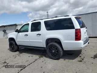 2007 Chevrolet Suburban LT with VIN 1GNFK16307J233500, listed as a Copart auction lot 51330425 with 197,721 mi miles and Clean Title. Bid and sale history available at DreamBid. Image 2.
