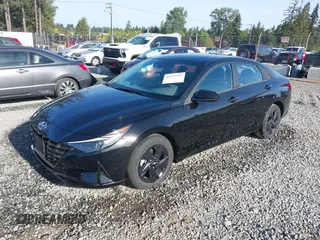 2022 Hyundai Elantra SEL z VIN 5NPLS4AG6NH060109, wystawiony jako IAAI lot #42227757 z przebiegiem 17 586 mil mil oraz . Historia ofert i sprzedaży dostępna na DreamBid. Obrazek 17.