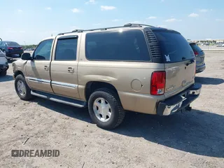 2005 GMC Yukon XL SLT with VIN 1GKEC16Z25J229939, listed as a IAAI auction lot 42064340 with 211,964 mi miles. Bid and sale history available at carsss.com. Image 3.