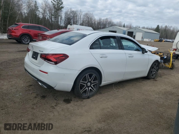 2022 Mercedes-Benz A 220 z VIN W1K3G4FB2NJ354649, wystawiony jako Copart lot #53559735 z przebiegiem Nie podano mil oraz Nie do naprawy • Non repairable. Historia ofert i sprzedaży dostępna na DreamBid. Obrazek 3.
