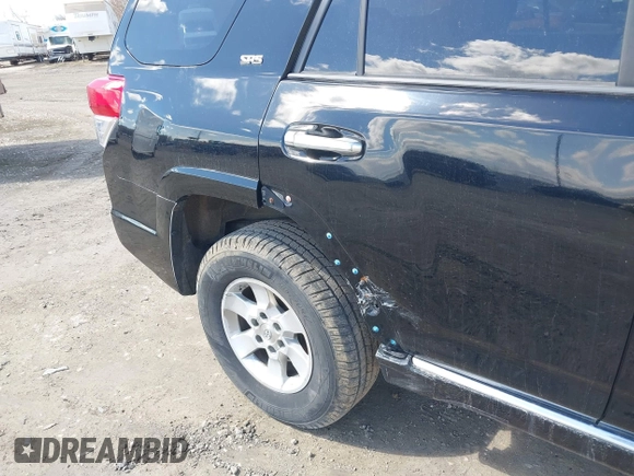 2010 Toyota 4Runner Trail with VIN JTEBU5JR0A5003049, listed as a IAAI auction lot 39075977 with 159,785 mi miles and . Bid and sale history available at DreamBid. Image 6.