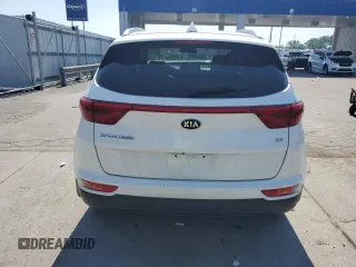2017 Kia Sportage EX z VIN KNDPNCAC4H7245574, wystawiony jako Copart lot #62147555 z przebiegiem 135 244 mil mil oraz Szkoda całkowita • Salvage title. Historia ofert i sprzedaży dostępna na DreamBid. Obrazek 6.