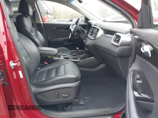 2017 Kia Sorento EX with VIN 5XYPHDA15HG274693, listed as a IAAI auction lot 41939806 with 69,011 mi miles and . Bid and sale history available at DreamBid. Image 5.