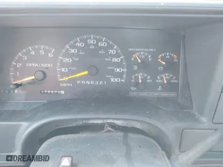 1998 Chevrolet C/K 1500 with VIN 1GCEK19RXWE183622, listed as a IAAI auction lot 41934099 with 175,979 mi miles. Bid and sale history available at carsss.com. Image 7.