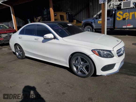 2015 Mercedes-Benz C 300 Luxury with VIN 55SWF4KBXFU010770, listed as a Copart auction lot 49498305 with 118,345 mi miles and Salvage Title. Bid and sale history available at carsss.com. Image 4.