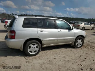 2005 Toyota Highlander with VIN JTEDP21A450088909, listed as a Copart auction lot 51628585 with 245,526 mi miles and Salvage Title. Bid and sale history available at carsss.com. Image 3.