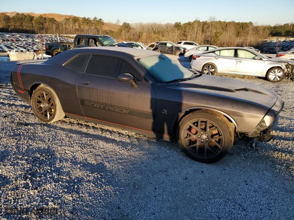 2016 Dodge Challenger R/T Scat Pack with VIN 2C3CDZFJ5GH337232, listed as a Copart auction lot 87922545 with 96,594 mi miles and Salvage Title. Bid and sale history available at carsss.com. Image 4.