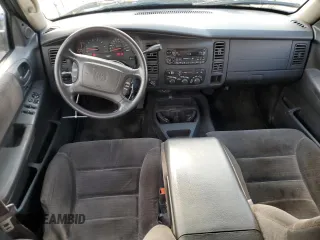 2002 Dodge Durango SLT z VIN 1B4HS48N42F165230, wystawiony jako Copart lot #55493455 z przebiegiem 419 551 mil mil oraz Szkody całkowita. Historia ofert i sprzedaży dostępna na DreamBid. Obrazek 8.