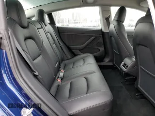 2023 Tesla Model 3 Performance z VIN 5YJ3E1EC8PF461353, wystawiony jako Copart lot #45044865 z przebiegiem 32 324 mil mil oraz Szkoda całkowita • Salvage title. Historia ofert i sprzedaży dostępna na DreamBid. Obrazek 10.