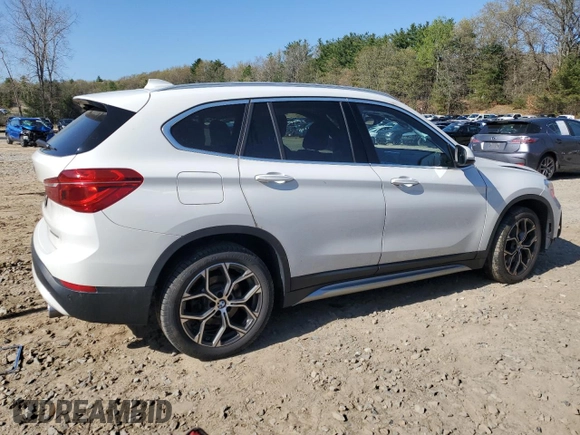 2020 BMW X1 xDrive28i с VIN WBXJG9C0XL5P63962, выставлен на аукционе Copart как лот 54834475 с пробегом 64 401 миль миль и Списание • Salvage title. История ставок и продаж доступна на DreamBid. Изображение 3.