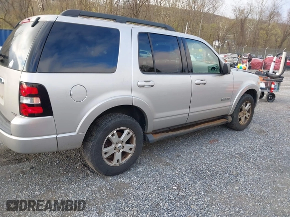 2007 Ford Explorer XLT with VIN 1FMEU73E97UB44364, listed as a IAAI auction lot 41939059 with 193,812 mi miles. Bid and sale history available at carsss.com. Image 4.