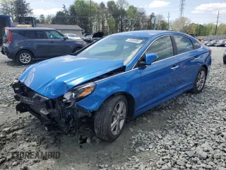 2018 Hyundai Sonata SEL z VIN 5NPE34AFXJH597525, wystawiony jako Copart lot #55079925 z przebiegiem 84 125 mil mil oraz Szkoda całkowita • Salvage title. Historia ofert i sprzedaży dostępna na DreamBid. Obrazek 1.