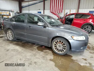 2010 Volvo S40 with VIN YV1390MS1A2496280, listed as a Copart auction lot 53872615 with 152,826 mi miles and Clean Title. Bid and sale history available at carsss.com. Image 4.