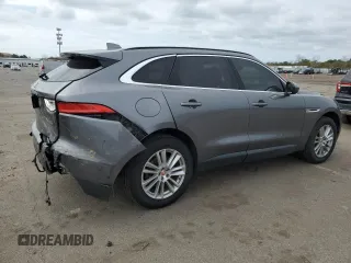 2018 Jaguar F-Pace 25t Prestige z VIN SADCK2FX6JA259468, wystawiony jako Copart lot #52096725 z przebiegiem 131 723 mil mil oraz Czysty tytuł • Clean title. Historia ofert i sprzedaży dostępna na DreamBid. Obrazek 3.