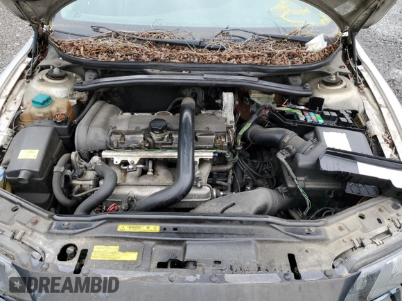 2001 Volvo V70 with VIN YV1SZ58D811036687, listed as a Copart auction lot 60785155 with Not provided miles and Salvage title. Bid and sale history available at DreamBid. Image 11.
