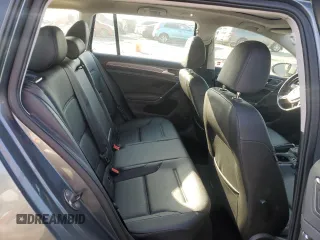 2017 Volkswagen Golf S z VIN 3VWH17AU9HM510718, wystawiony jako Copart lot #52856535 z przebiegiem 61 095 mil mil oraz Szkoda całkowita • Salvage title. Historia ofert i sprzedaży dostępna na DreamBid. Obrazek 10.