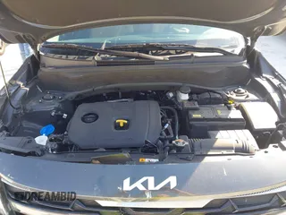 2024 Kia Seltos EX z VIN KNDERCAA8R7600290, wystawiony jako IAAI lot #42059075 z przebiegiem 32 639 mil mil oraz . Historia ofert i sprzedaży dostępna na DreamBid. Obrazek 10.