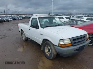 2000 Ford Ranger XL with VIN 1FTYR10C9YPA12062, listed as a IAAI auction lot 41480516 with 183,841 mi miles. Bid and sale history available at carsss.com. Image 1.
