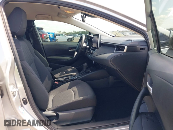 2020 Toyota Corolla LE with VIN JTDEPRAE0LJ114241, listed as a IAAI auction lot 41762404 with 44,571 mi miles. Bid and sale history available at carsss.com. Image 5.