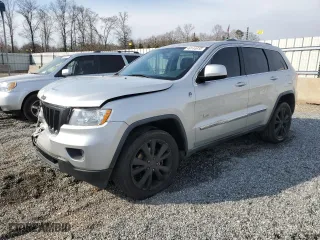 2011 Jeep Grand Cherokee Laredo with VIN 1J4RR4GT8BC729010, listed as a Copart auction lot 49144615 with 172,391 mi miles and Salvage Title. Bid and sale history available at carsss.com. Image 1.